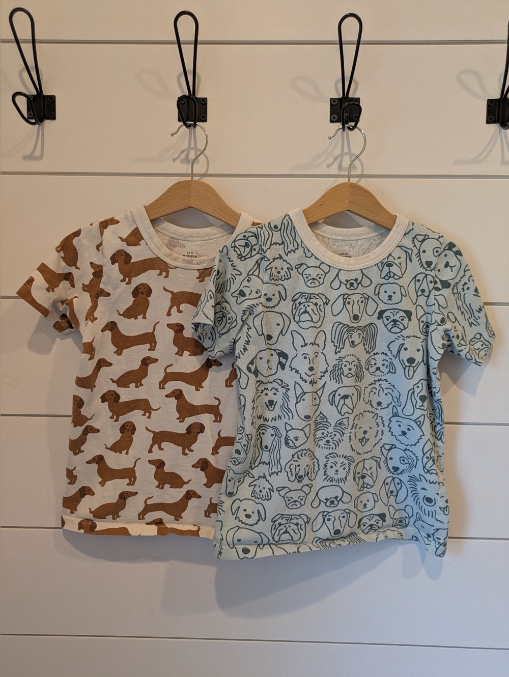 2 Winter Water Factory Dog Tshirts, size 6